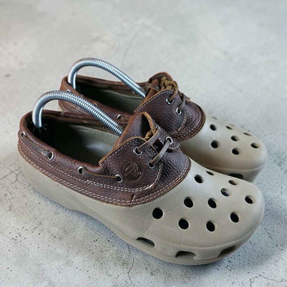 Crocs Islander Pit Crew Beach Outdoor Boat Shoes Womens 10 / Mens 8 *Worn Once.